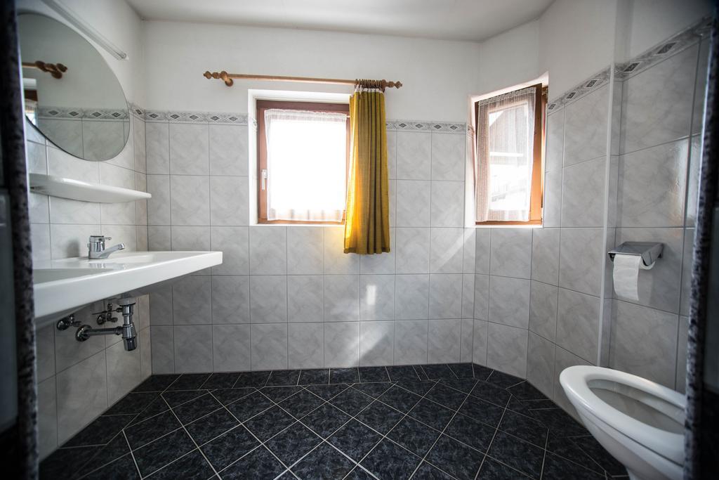 Appartement Winkler Waidring Bilik gambar
